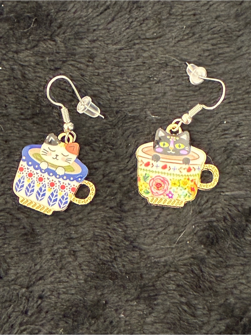 Cute Cat-in-Cup Dangle Earrings - Multicolor
